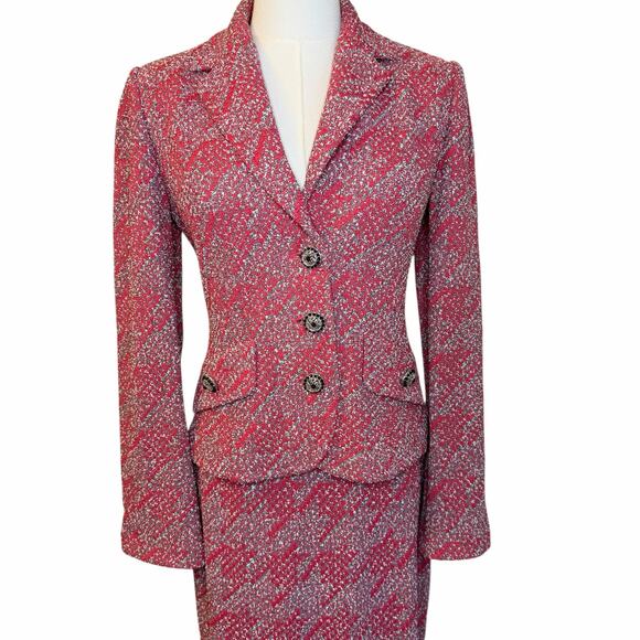 St John by Marie Gray Collection 2 Pc Knit Skirt Suit Coral Pink Houndstooth 2/4